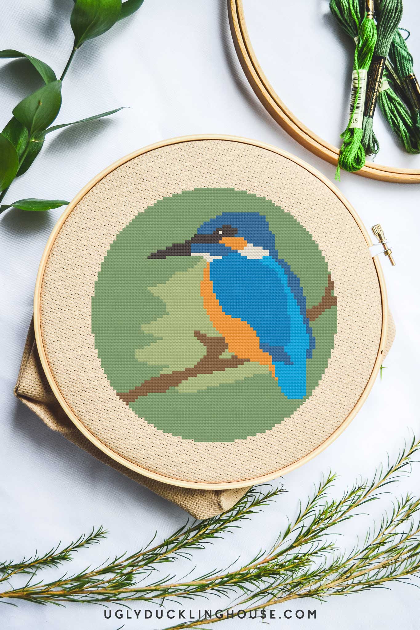 Adorable Kingfisher Bird Cross Stitch Design Crafting Idea