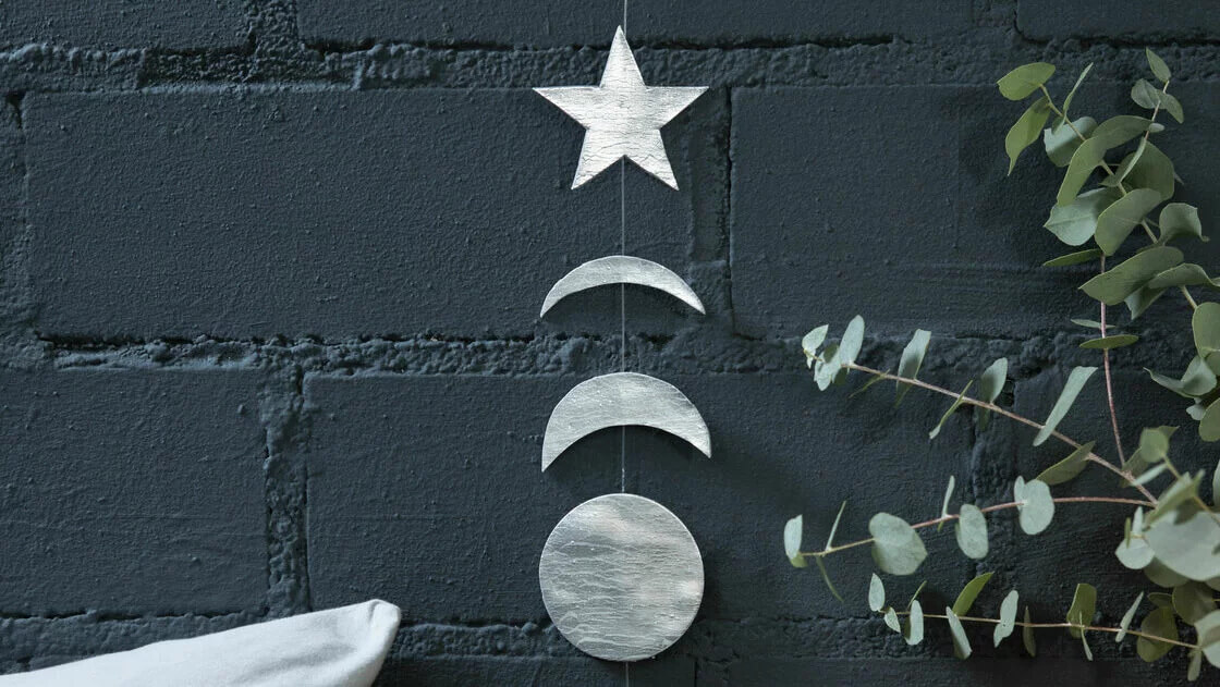Adorable Moon Garland Idea With Polymer Clay Polymer Clay Decoration Crafts for Home