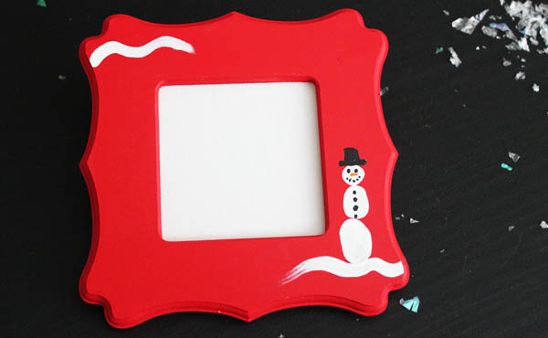 Adorable Thumbprint Snowman Photoframe Craft Idea For Kids