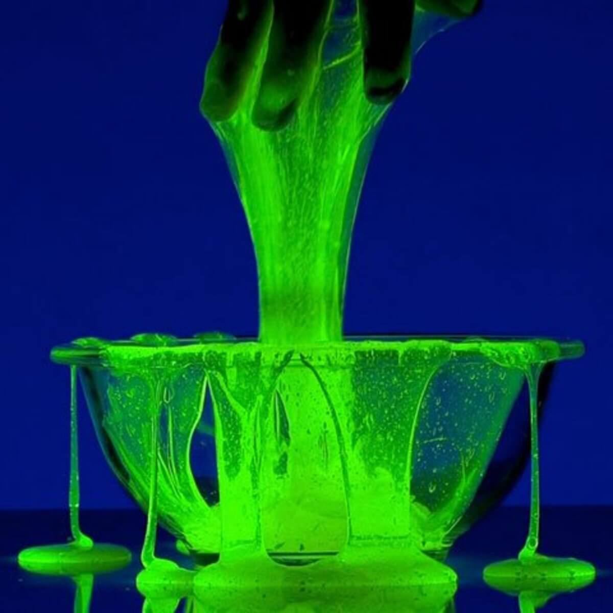 Amazing Glow In The Dark Slime Science Experiments Glow in the Dark Activities for Kids