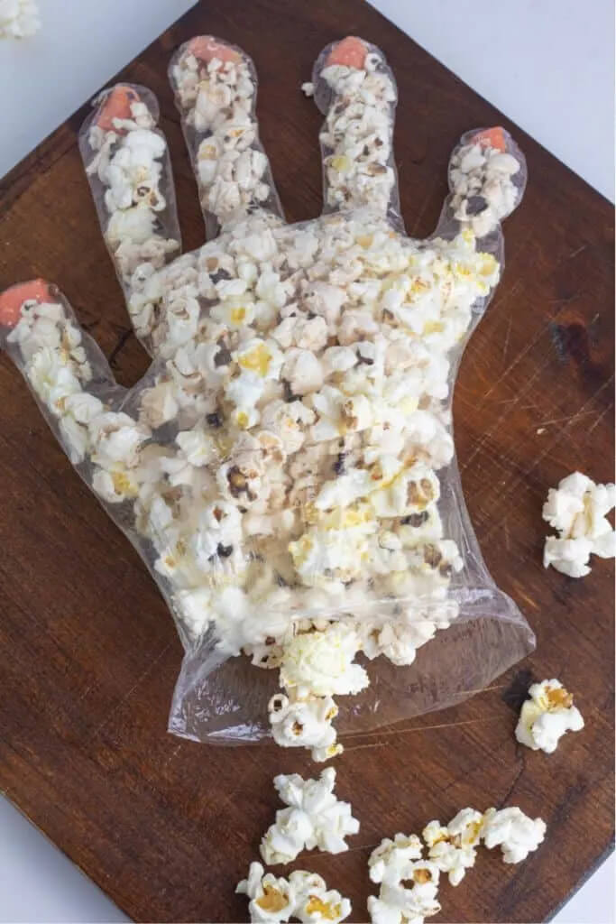 Amazing Hand Craft Idea Using Popcorn For HalloweenPopcorn Craft Ideas for Kids
