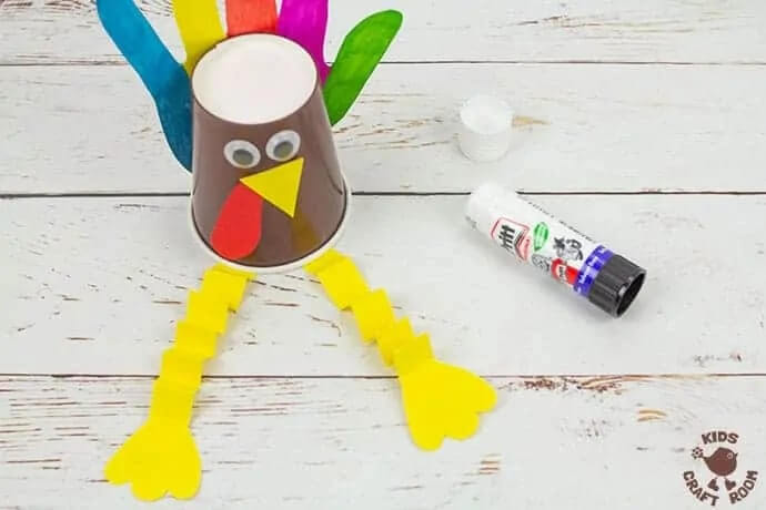 Amazing Paper Cup And Hand Print Turkey Craft For Toddlers