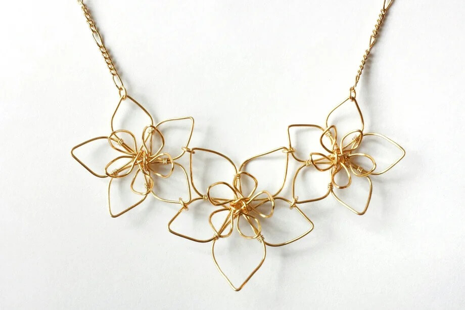 Awesome Wire Flower Necklace Jewelry DIY Ideas Vintage Wire Flower Jewelry Ideas