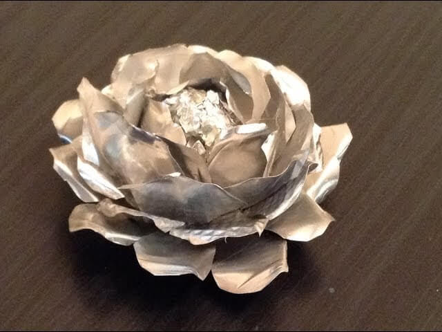 Beautiful & Elegant Foil Flower Craft Ideas For Kids