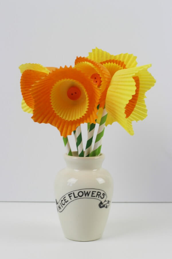 Beautiful Daffodil Flower Craft Using Cup Cake Cases