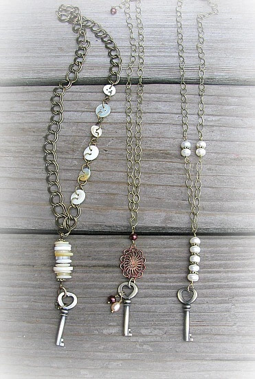 Creative & Unique Key Charm Necklace Craft With Crystals, Pearls, & Old ButtonsButton Necklace Crafts(