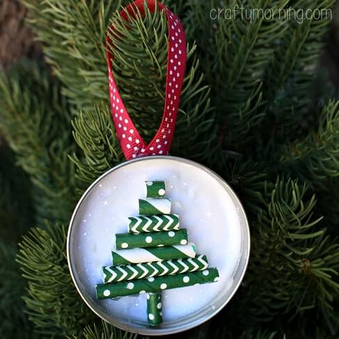 Creative Idea For Christmas Tree On Mason Jar Lid Using Green Straw Mason Jar Lid Crafts 
