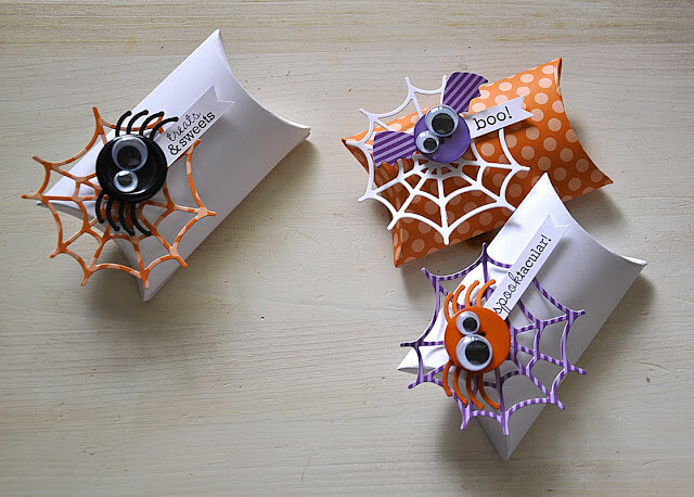 Cute Little Button Character Boxes Idea For Halloween Treats Halloween Button Crafts