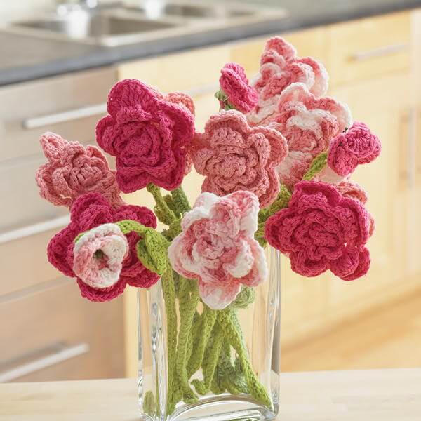 Cute Pink Rose Bouquet For Decoration Mother's Day Crochet Patterns