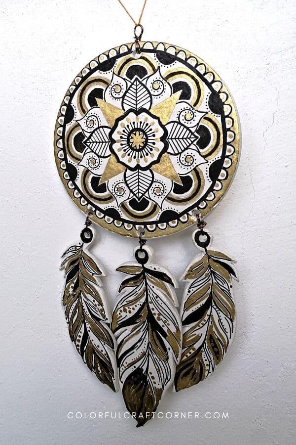 DIY Amazing Air Dry Clay Wall Hanging Craft Having Flower Pattern Beautiful Air dry clay wall ornaments