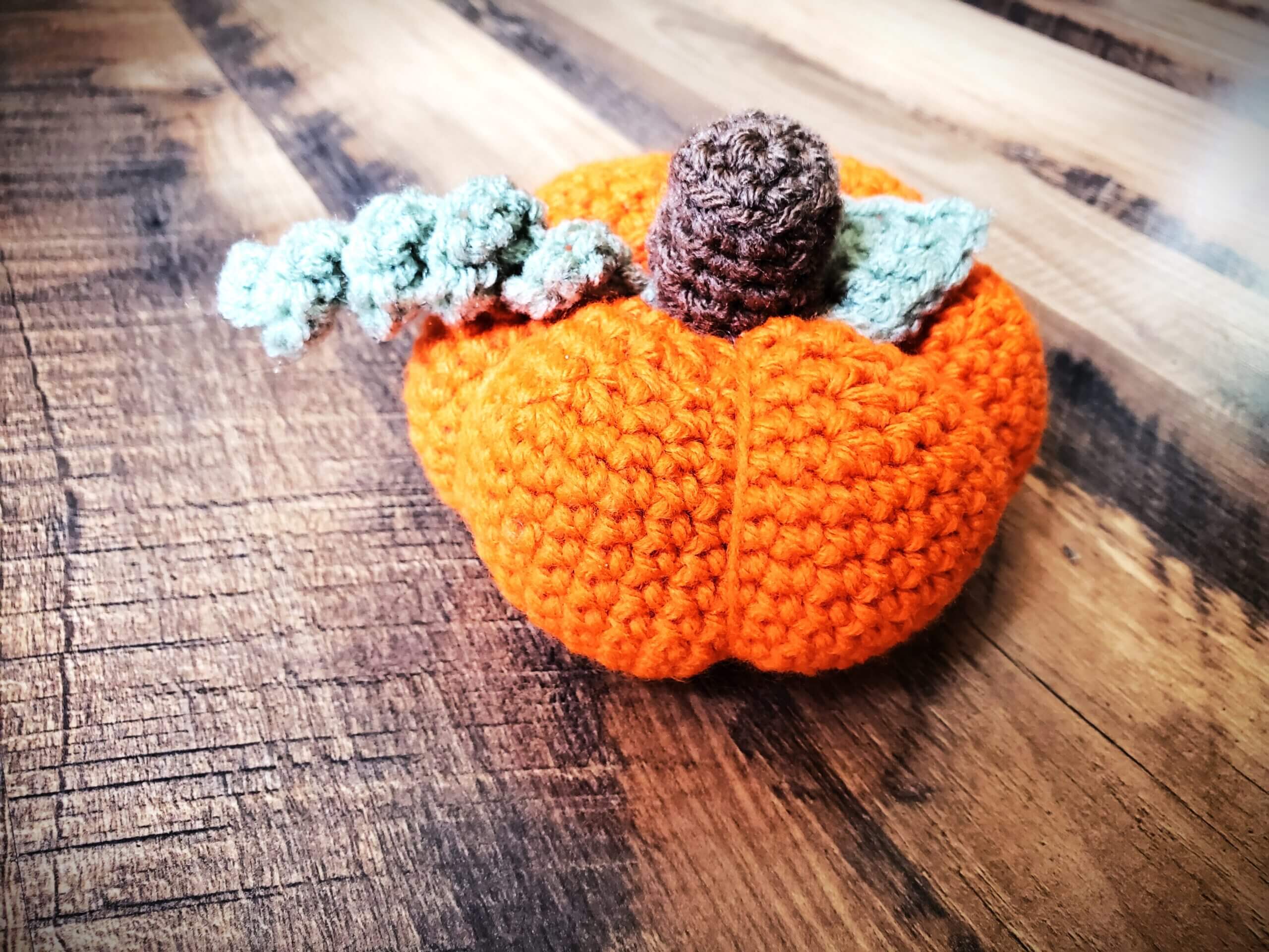 DIY Attractive & Small Stuffed Crochet Pumpkin Crochet Pumpkin Patterns