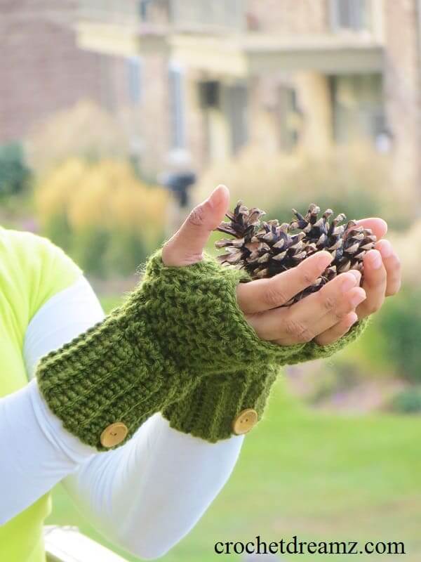 DIY Basic Crochet Fingerless Gloves Crochet Fingerless Gloves Patterns 