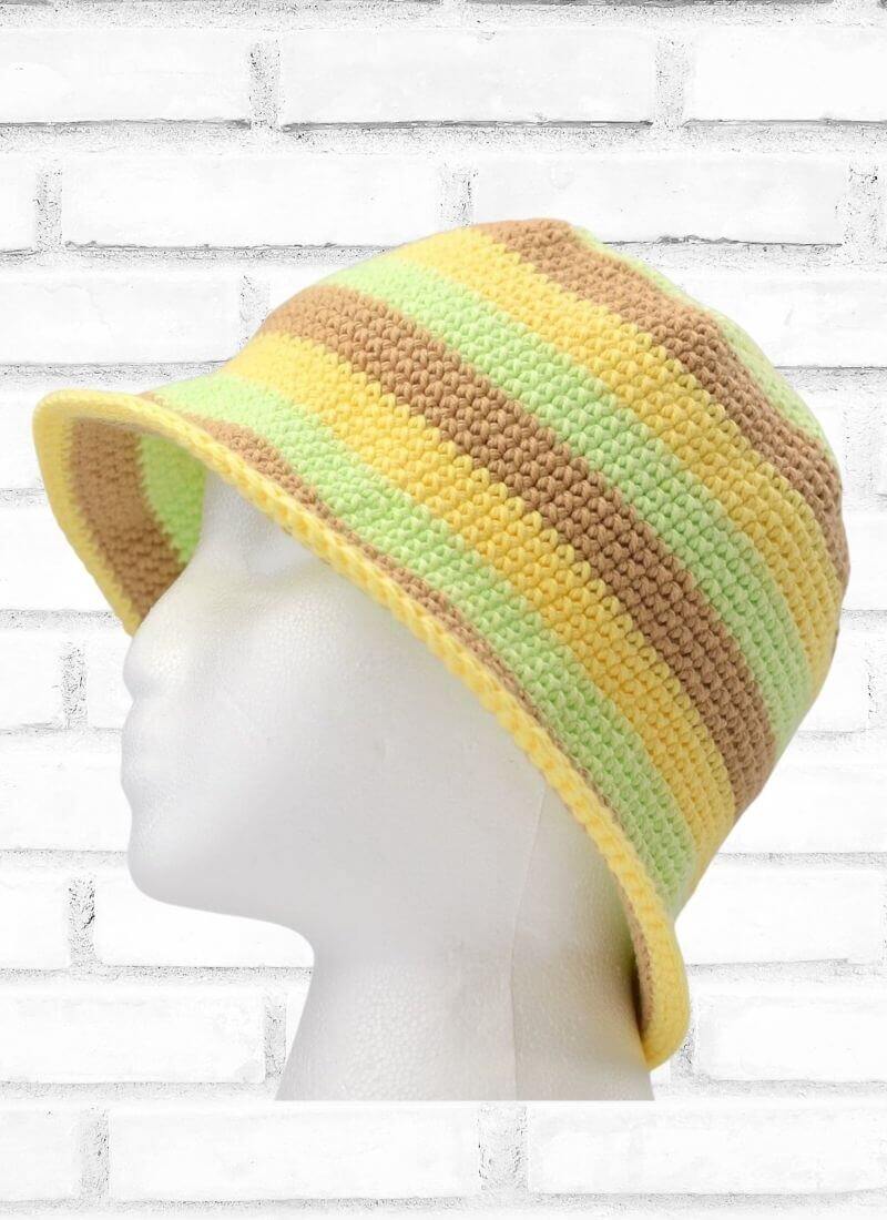 DIY Simple & Pretty Striped Crochet Hat
