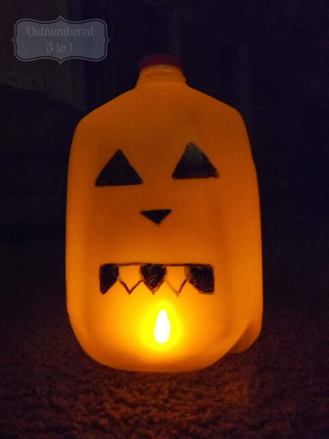 DIY Simple Halloween Pumpkin Lantern Craft Using Old Milk Carton
