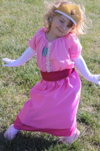 DIY Super Cute Peach Princess Ideas For Little Girls