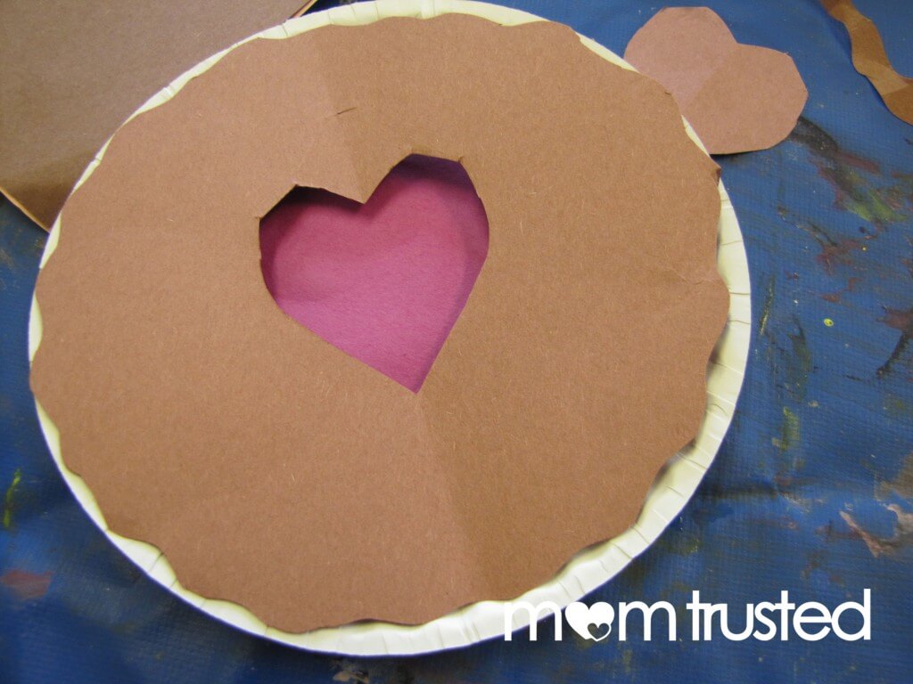 DIY Thanksgiving Pie Craft With Paper Plate & Construction Paper Pie Crafts &amp; Activities
