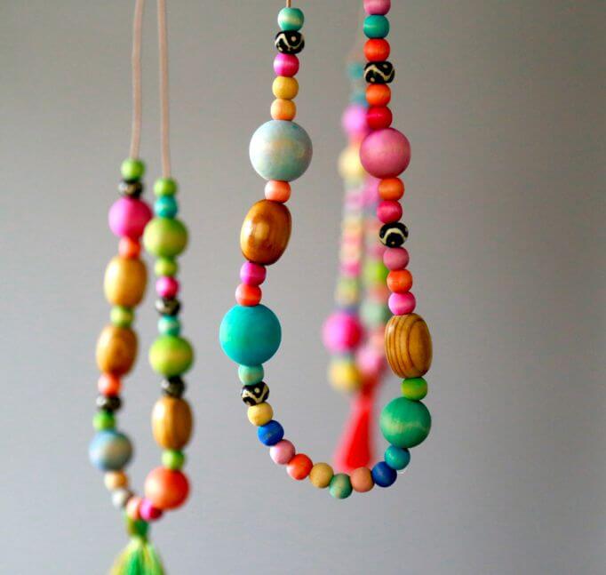 DIY Wooden Beads Jewelry Craft Project For Mother's Day DIY Wooden Bead Jewelry Crafts