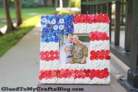 Easy Button Flag Wooden Frame Craft For the 4th of July