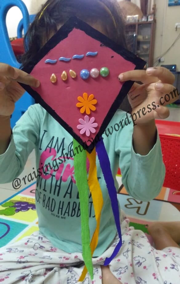 Easy Paper Kite Craft Activity For SankrantiPongal / Sankranti Crafts &amp; Activities for Kids