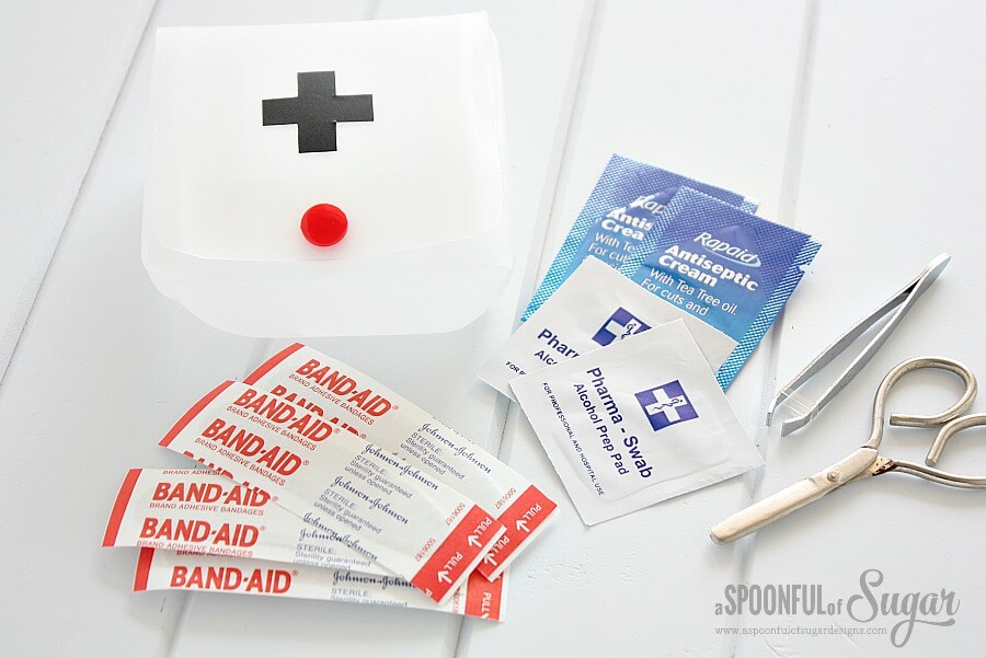 Easy-Peasy First Aid Box Craft Project Made From Old Plastic Milk Plastic Milk Carton Craft Ideas Jug