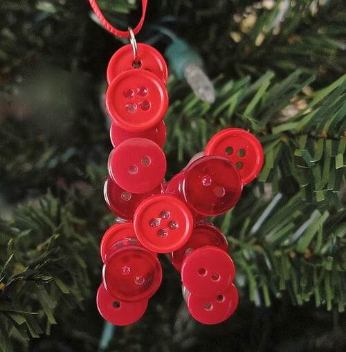 Easy to Make Button Christmas Ornament Craft For KidsButton crafts For Christmas Decoration