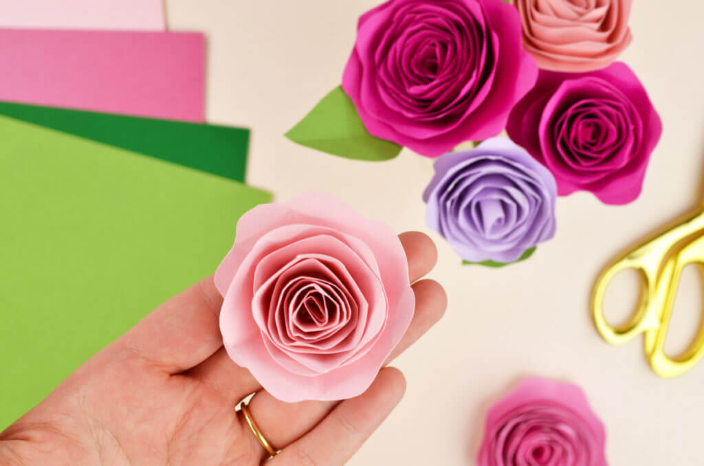 Easy To Make Flower For Kids Fun Activities Glitter Paper Flower Craft Ideas