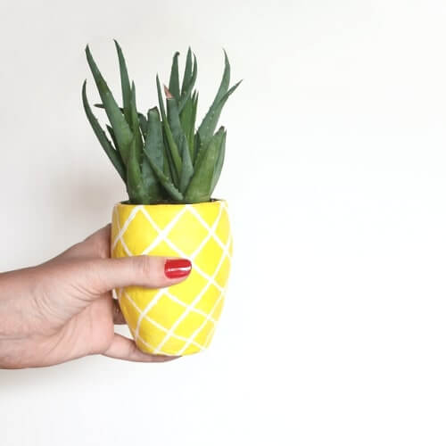 Easy To Make Succulent Pineapple Planter For Home Decor