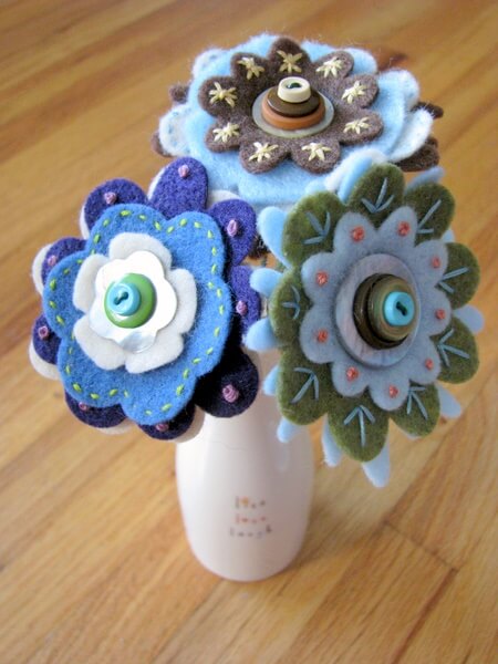 Felt & DIY Flower Bouquet Sewing Craft Project For Home DecorDIY Button Craft Project