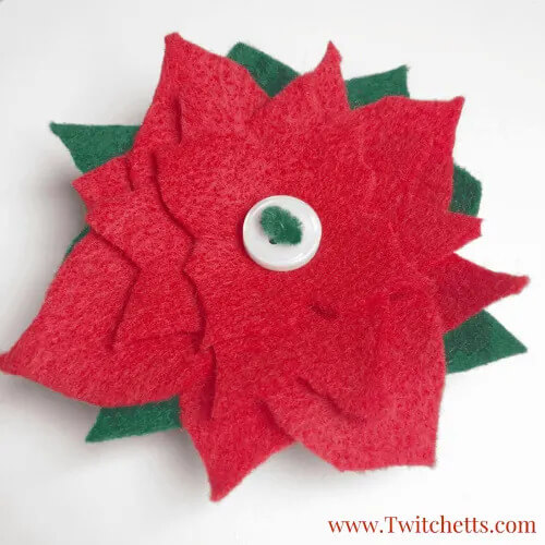 Felt Flower Craft Activity For Christmas Using ButtonFelt Button Crafts