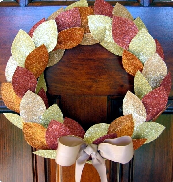 Glitter Paper Wreath Decoration Ideas For Autumn Season
