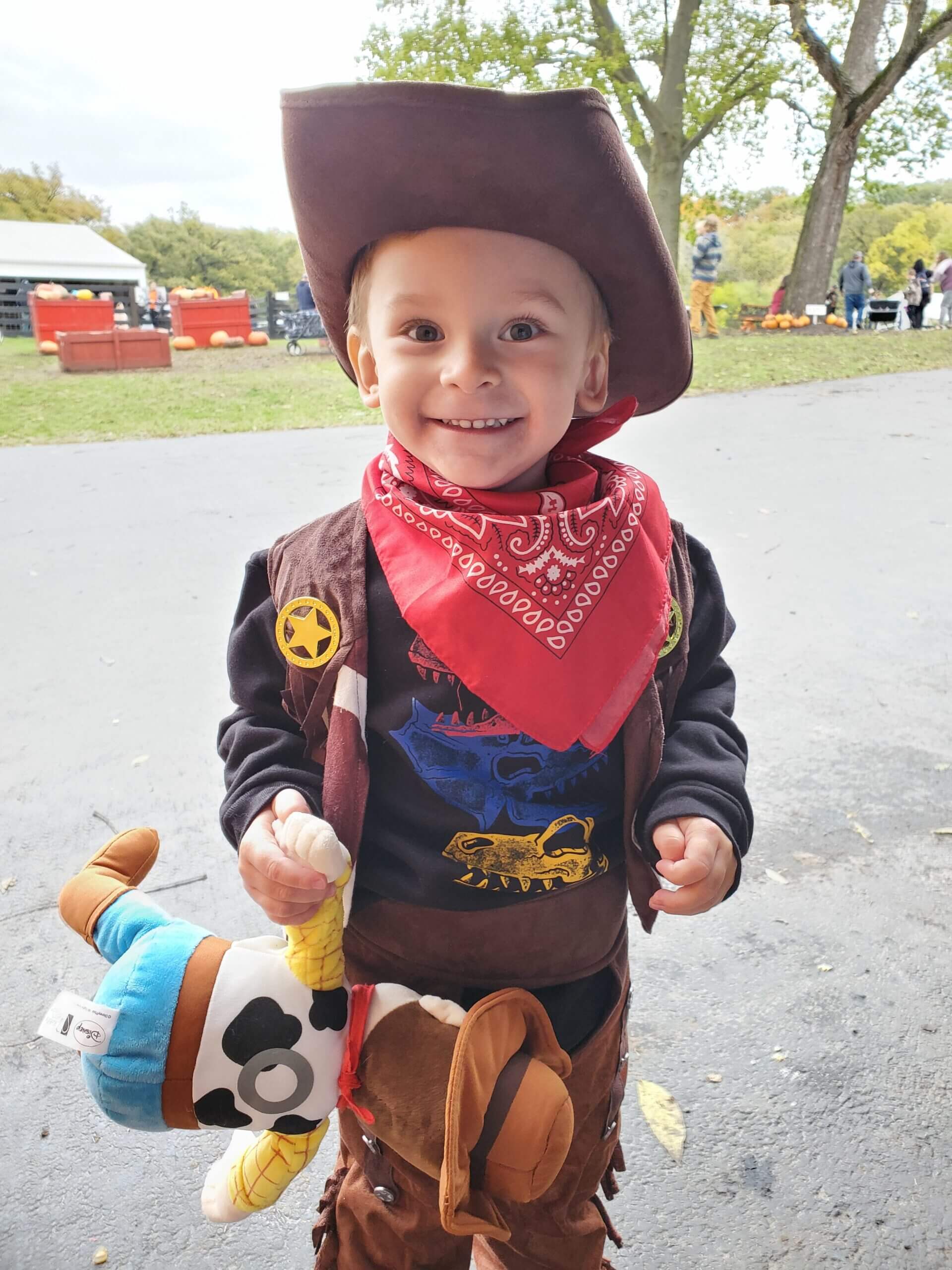 Great Cowboy Hat & Costume Ideas For Kids To Wear
