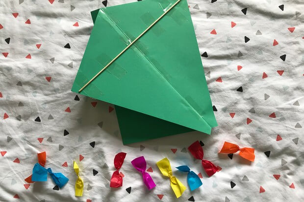 Green Paper Kite Craft Pongal/Sankranti Craft Activities For Kids