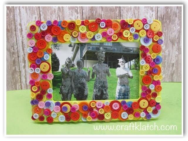 Handmade Button Frame Gift Idea For Mother's Day Button Photo Frame Crafts