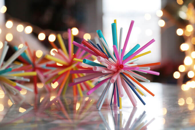 Handmade Drinking  Straw Starbursts Craft Using StrawsDrinking Straw Crafts for Kids