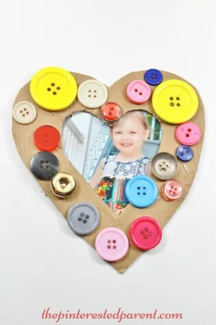 Heart Shape Picture Frame Using Cardboard & Buttons