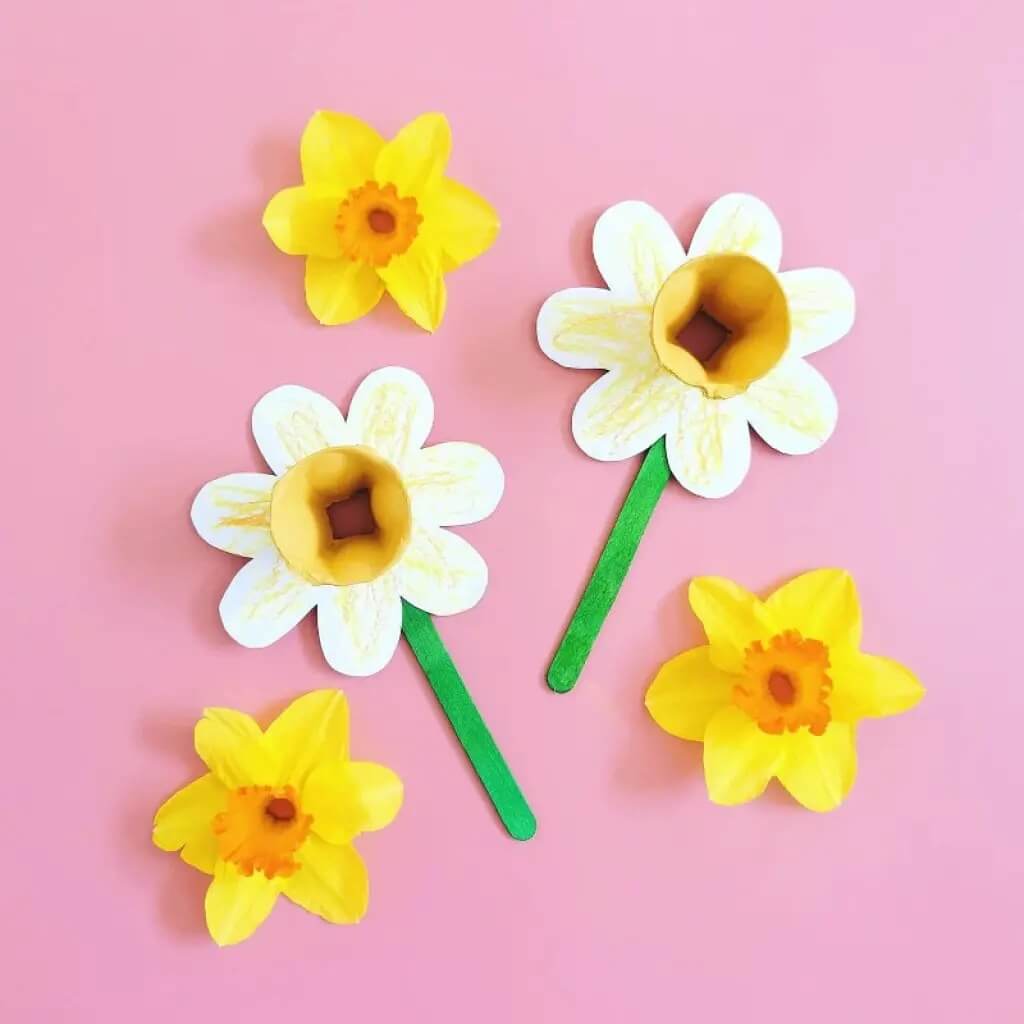 Let's Make Some Adorable Sunflowers With Egg Carton & Popsicle Sticks