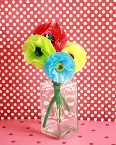 Little Tissue Paper Flower Craft With Buttons & Pipe Cleaners