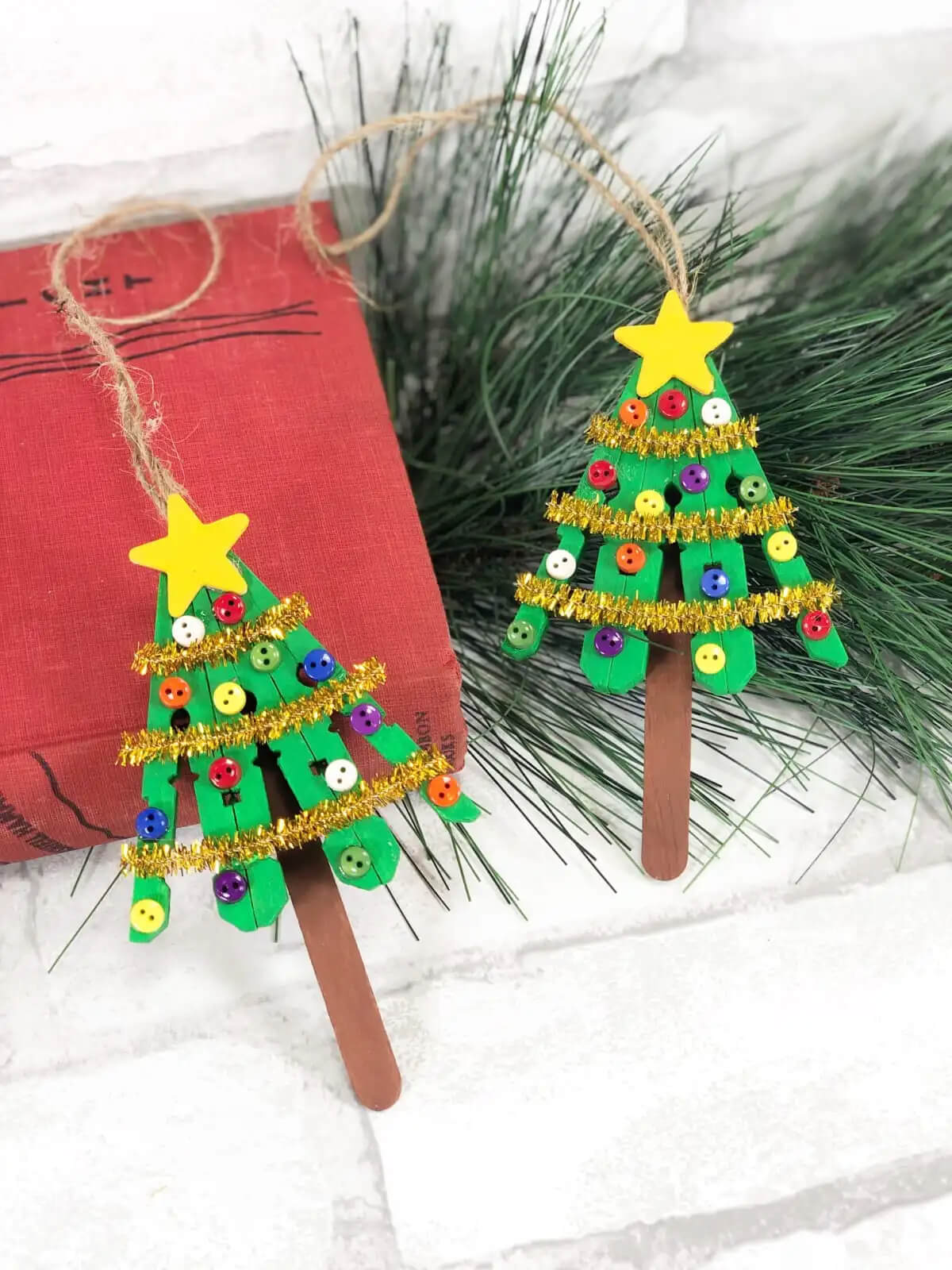 Lovely Christmas Tree Clothespin Craft For Kids