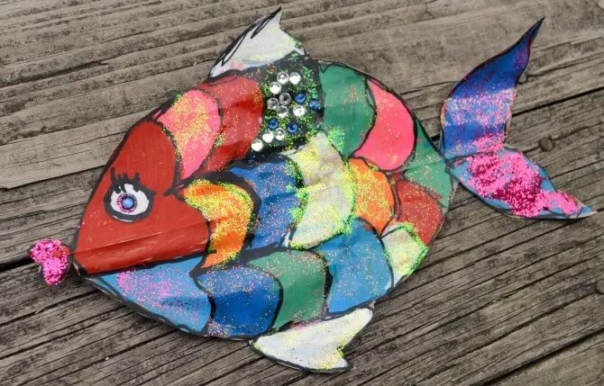 Lovely Rainbow Fish Craft Made With Glitters