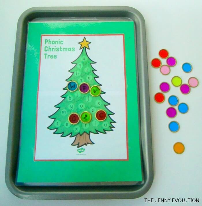 Magnetic Letter Christmas Tree Phonic Activity Idea
