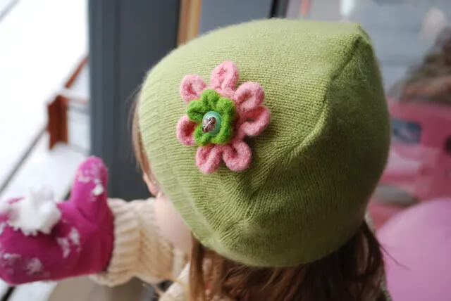 Make An Easy & Adorable Floral Pattern Winter Hat For Kids Winter Hat Crafts For Adults