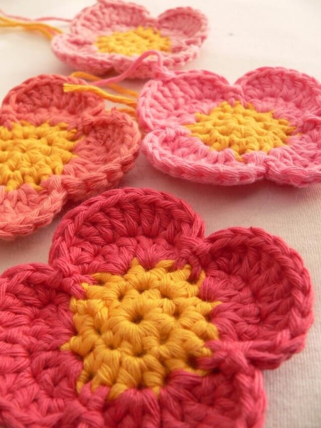 Make Some Adorable Flowers With Simple Crochet Pattern