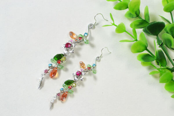 Cool Colourful Beads & Wire Flower Earrings Jewelry Ideas