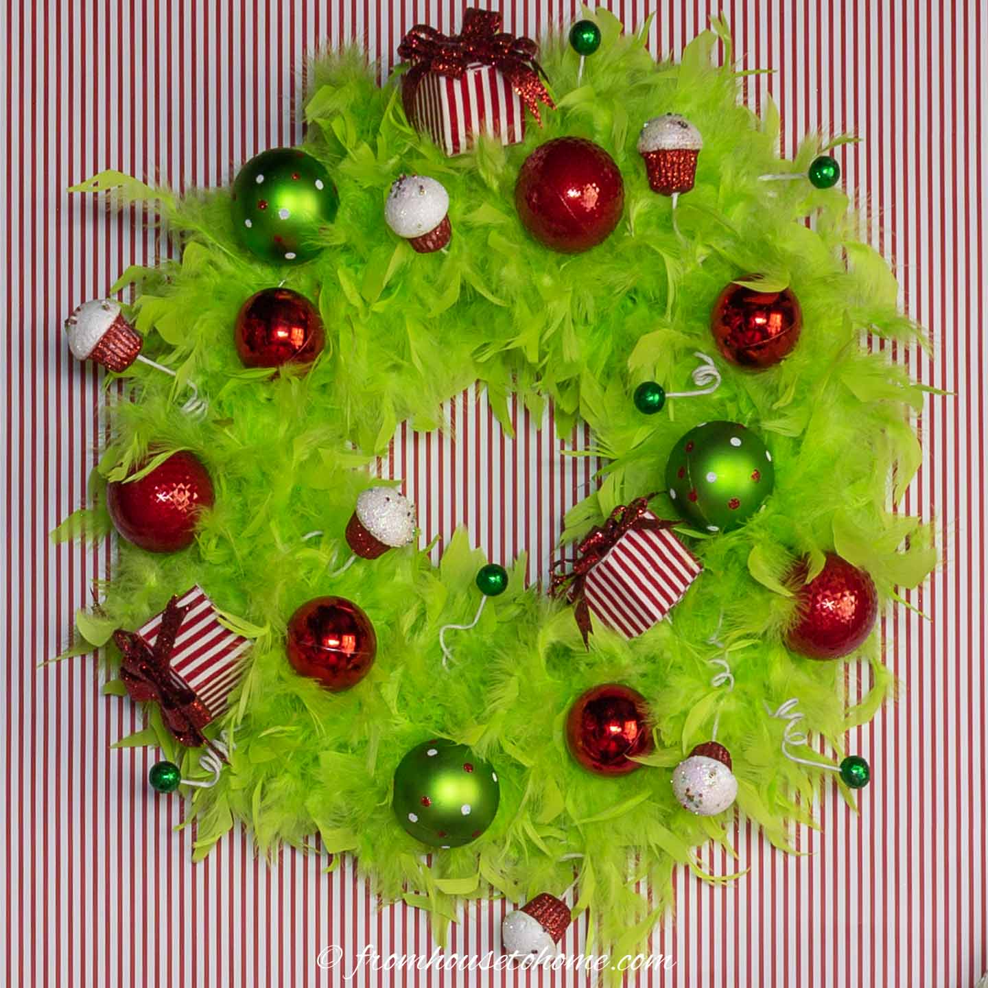 Pretty Green Wreath Craft Idea For Preschoolers