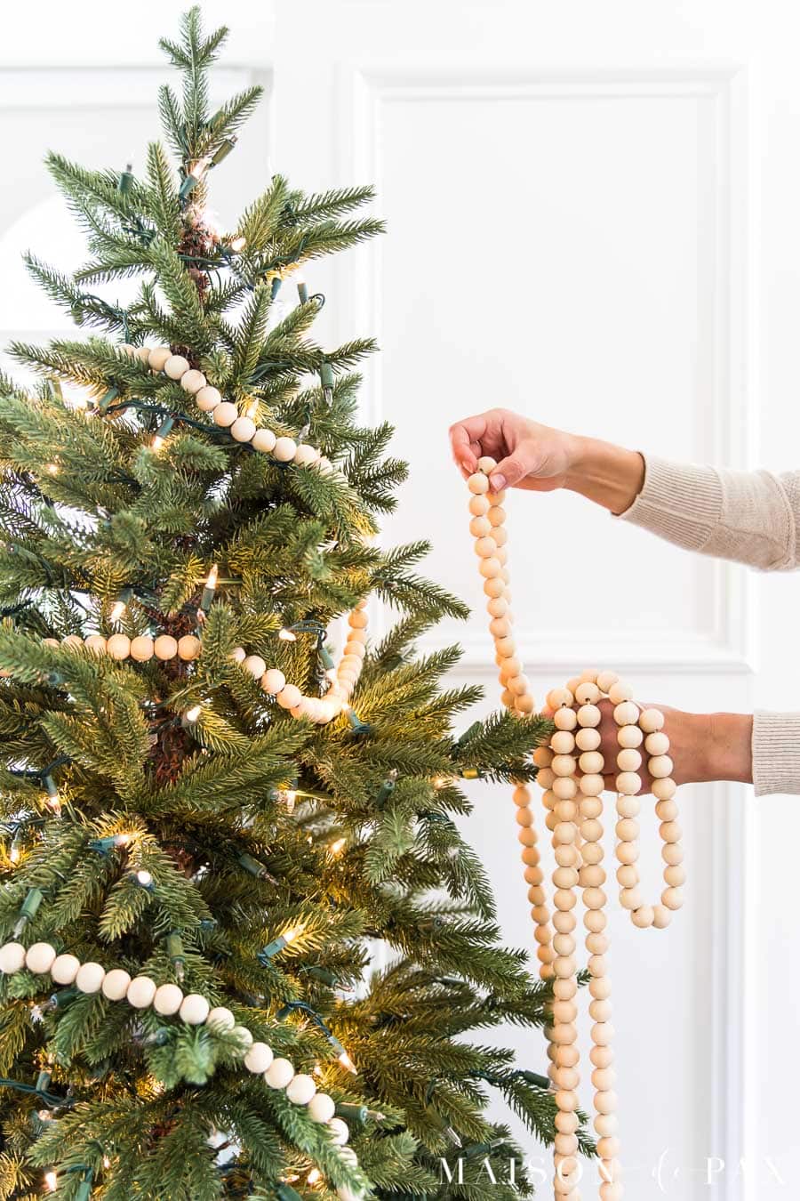 Pretty Wood Beaded Garland Craft For Christmas Tree DecorWooden Beads Garland Craft Projects