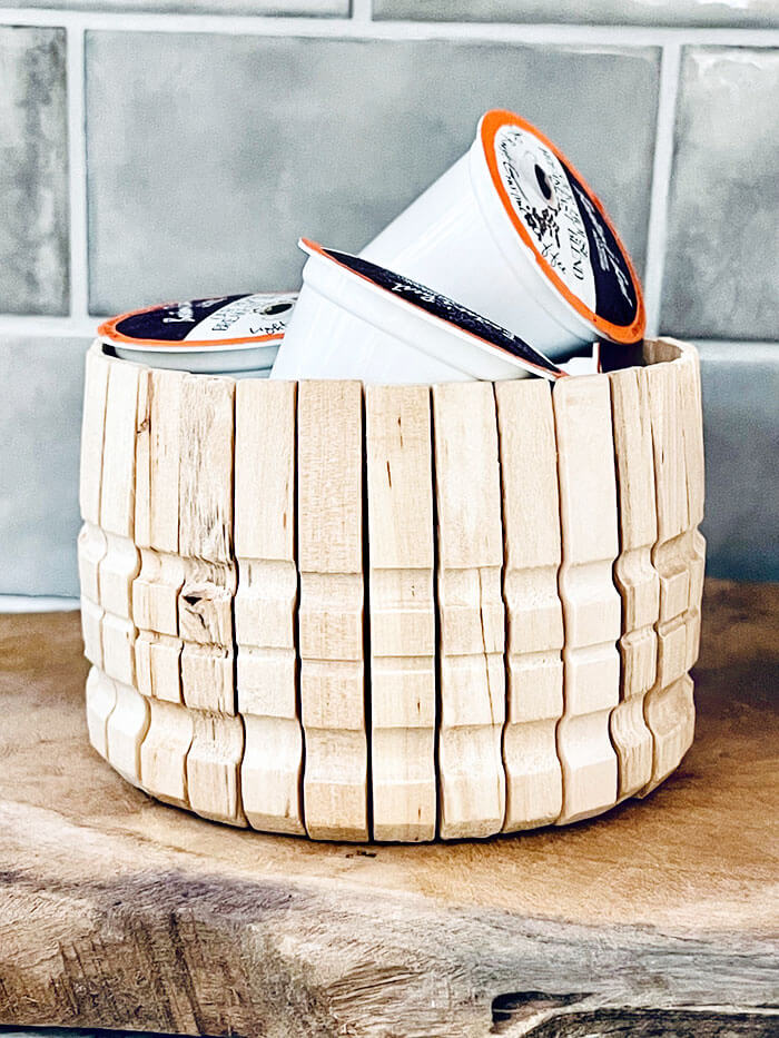 Quick And Easy Clothespin Wooden Basket DIY Vintage clothespin crafts