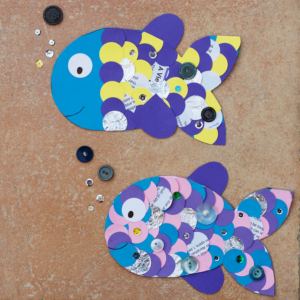 Recycled Fish Card Craft With Construction Paper And  ButtonsButton fish art and craft for kids