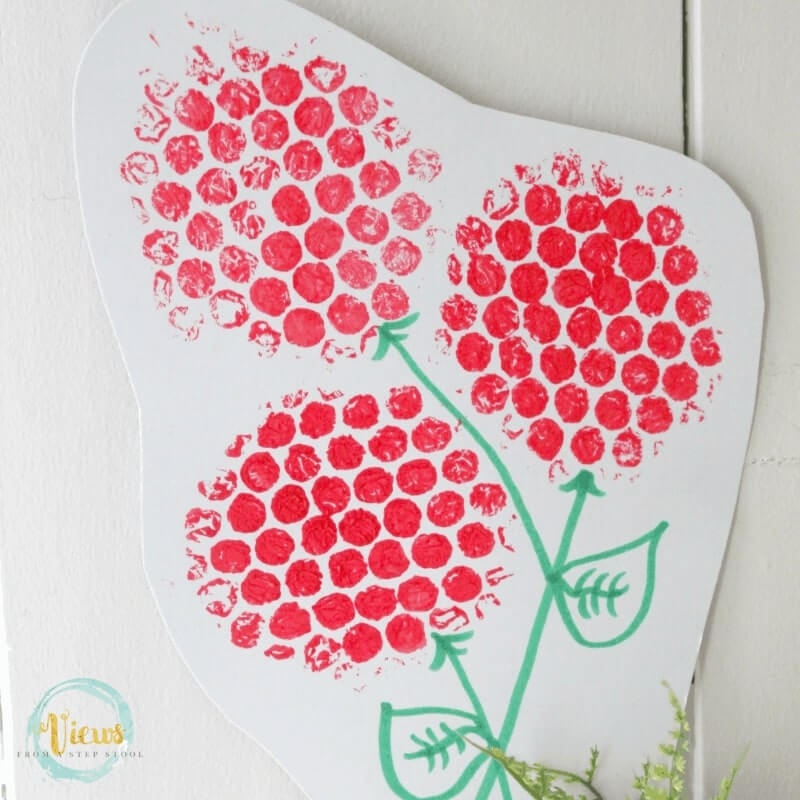 Red Flower Bubble Wrap Painting Hack For Toddlers DIY Bubble Wrap Flowers