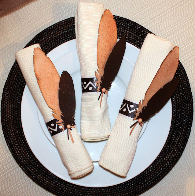 Simple Napkin Rings Table Decoration With Feather Using Cardstock Thanksgiving Napkin Rings