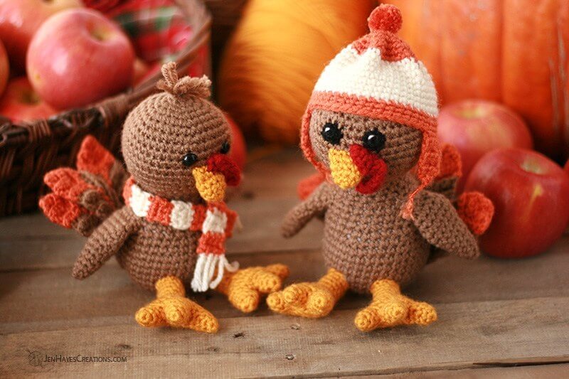 Small & Cute Turkey Craft Idea For Thanksgiving